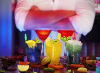 5 drinks clássicos para fazer em casa