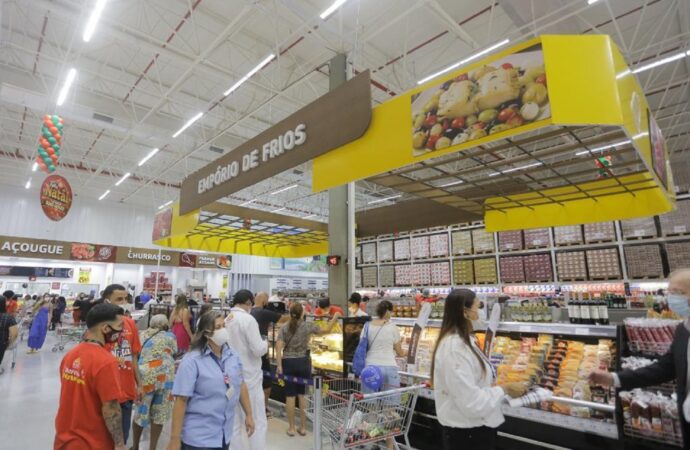 Assaí inaugura primeira loja na Barra