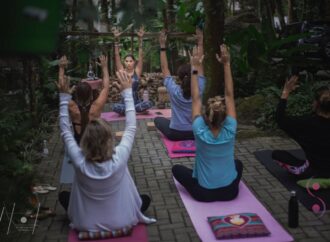 Aulas gratuitas de Yoga no Via Parque