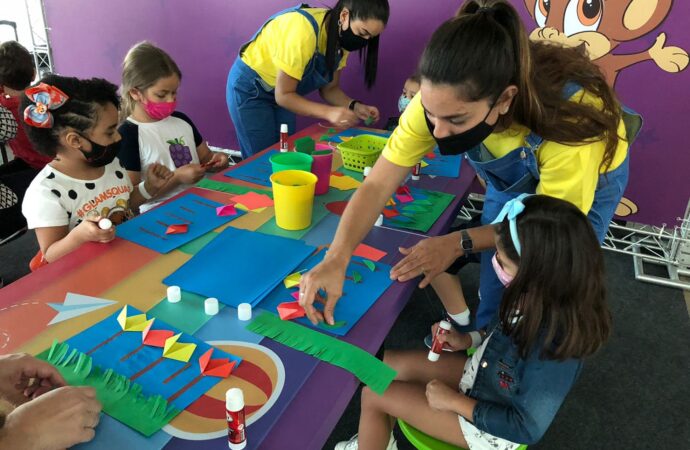 Mundinho Kids terá oficinas gratuitas de customização de material escolar