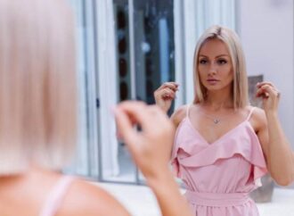 Barbie, o filme: críticas ao consumismo exacerbado e ao padrão irreal de beleza