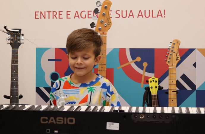 Via Parque e escola de música Som lá em Casa oferecem oficinas nas férias de janeiro