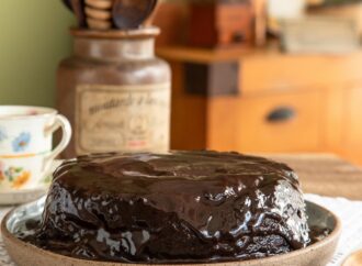 Lecadô lança bolo de chocolate que resgata a memória afetiva