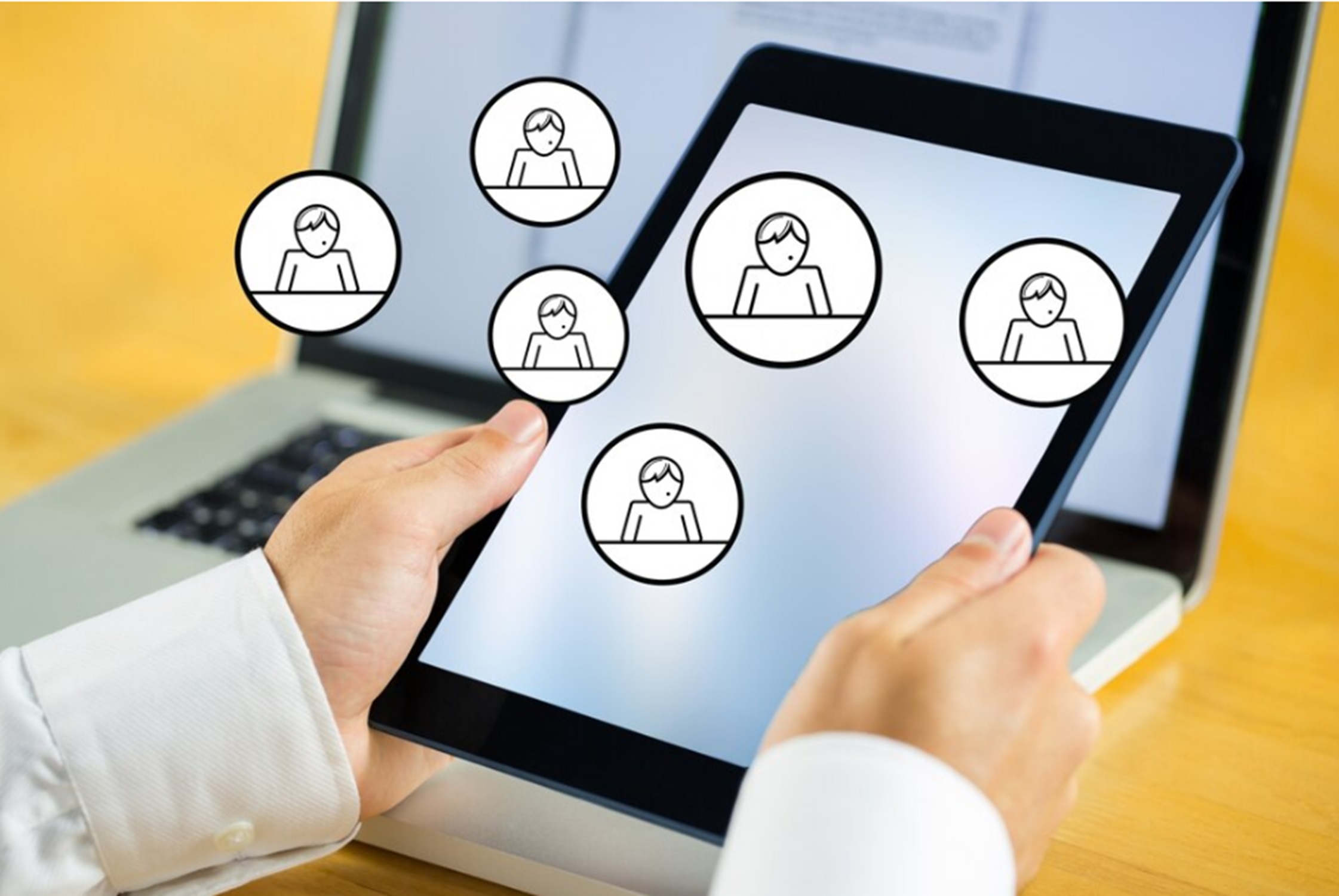Feira online de empregos