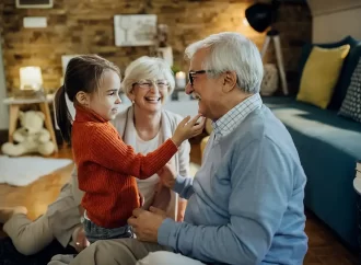 Dia dos Avós no Shopping Metropolitano Barra tem roteiro gastronômico, cafeterias e brinde L’Occitane