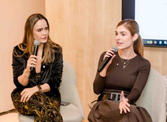 Espaço Insigna reúne mulheres em talk e sessão de beleza com Drª Gabriella Vasconcellos