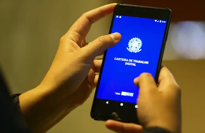 Trabalha Rio participa do PopRuaJud 2025 com serviços e vagas de emprego