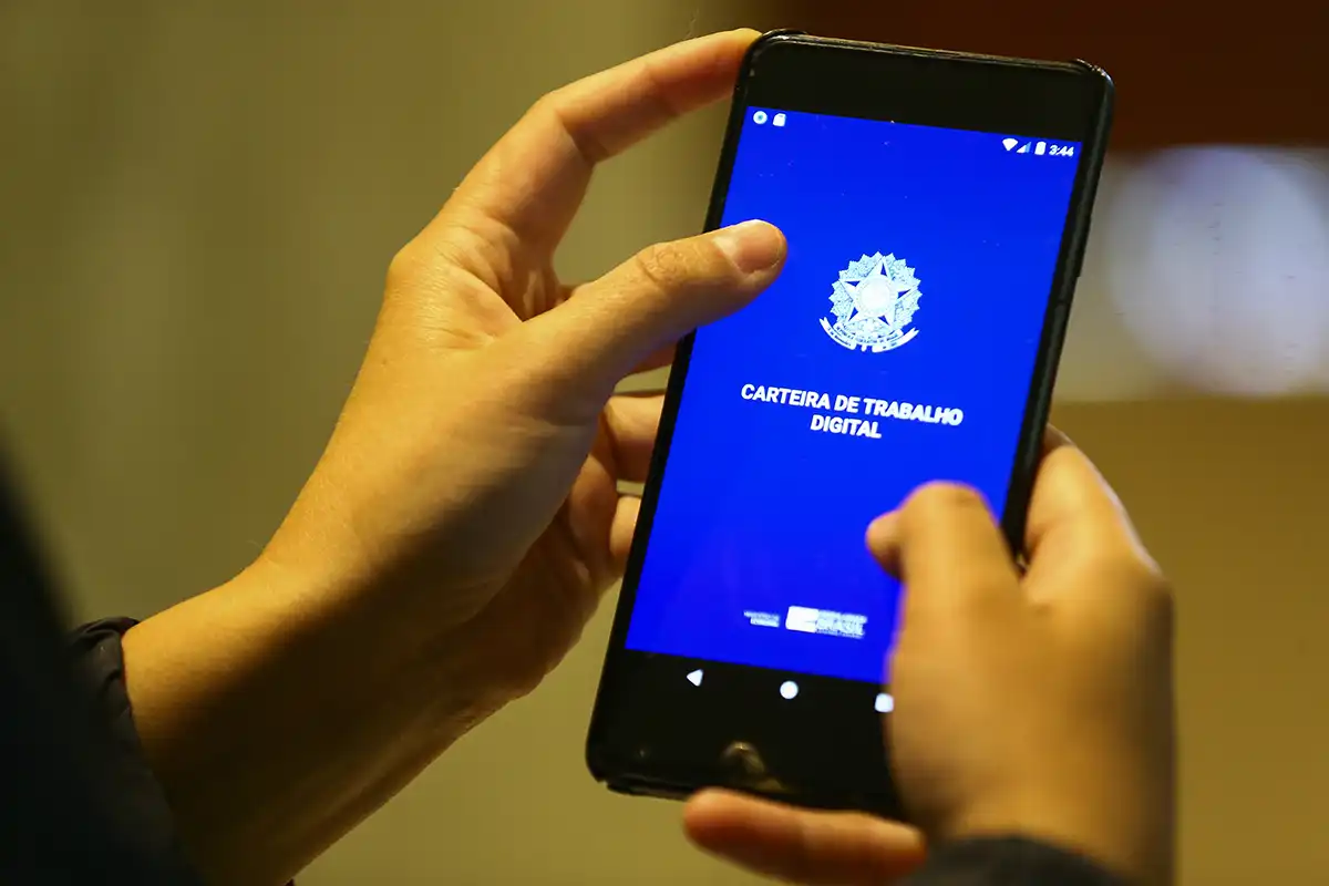 Trabalha Rio participa do PopRuaJud 2025 com serviços e vagas de emprego