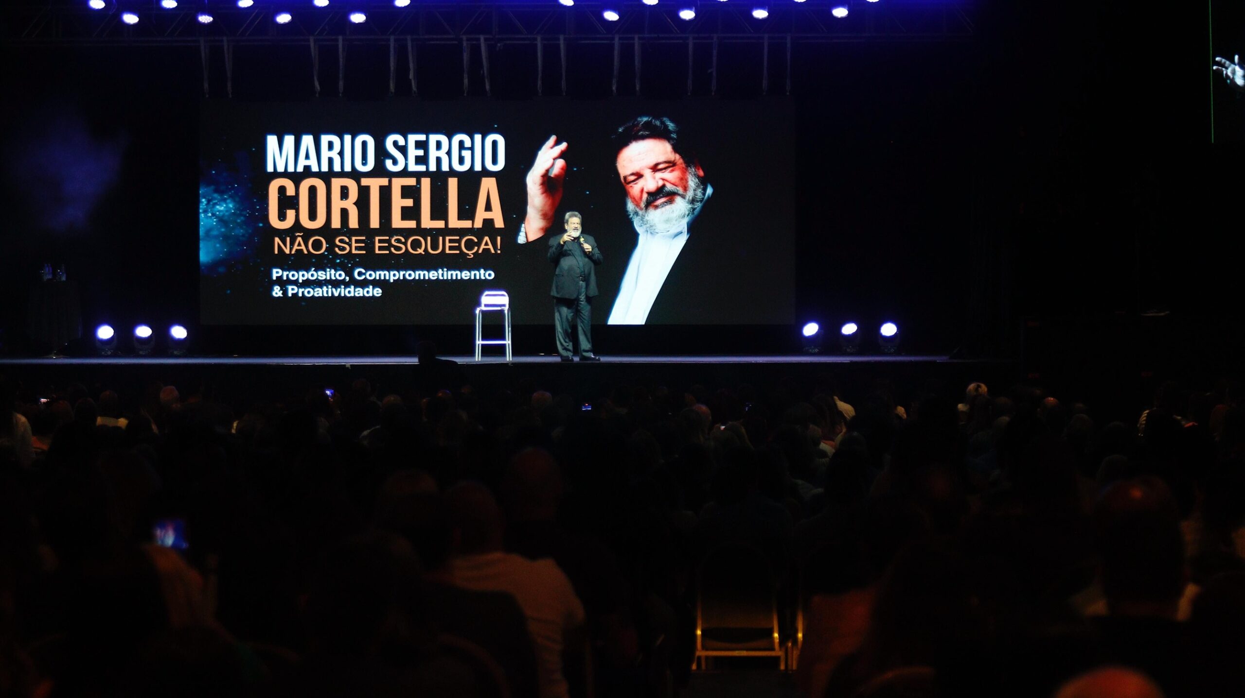 Escritor Mario Sergio Cortella dará palestra sobre propósito, liderança ...