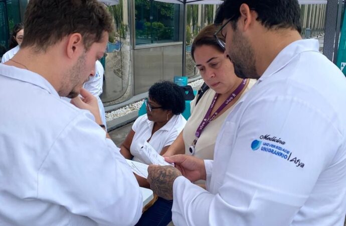Afya Unigranrio promove ação na Barra com serviços de saúde gratuitos à população