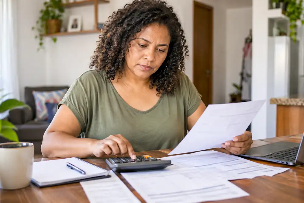Empréstimo para negativado: conheça as opções e os cuidados antes de contratar